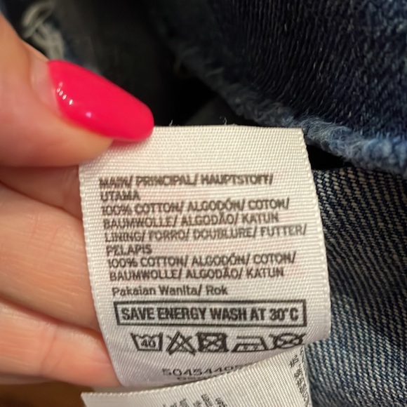 TOPSHOP MOTO denim mini skirt frayed hem 5 pockets zip front button closure 8 - Picture 12 of 12